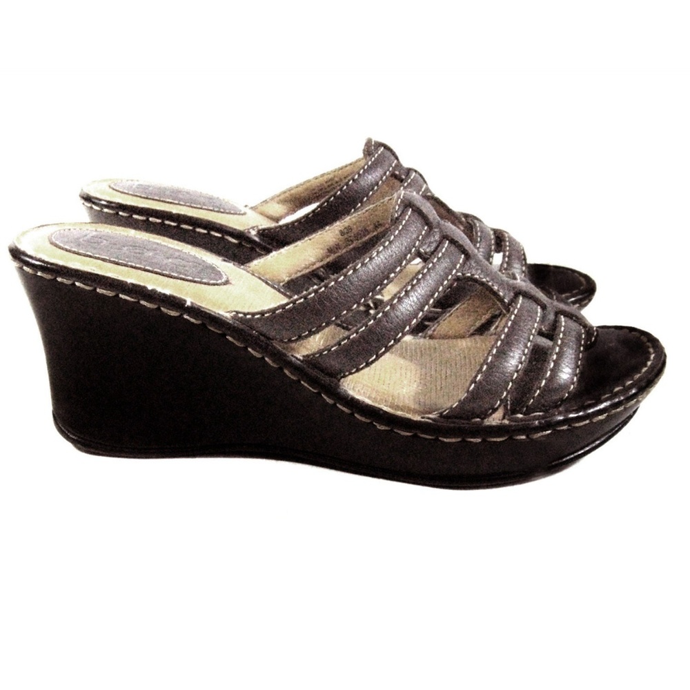 BOC Brown Wedge Sandals Sz 8/39